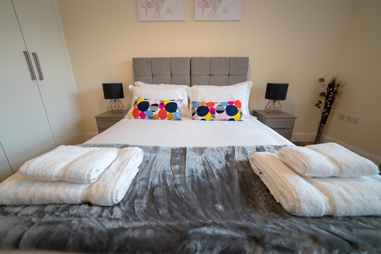 London Heathrow Serviced Apartments Ashford  Екстер'єр фото