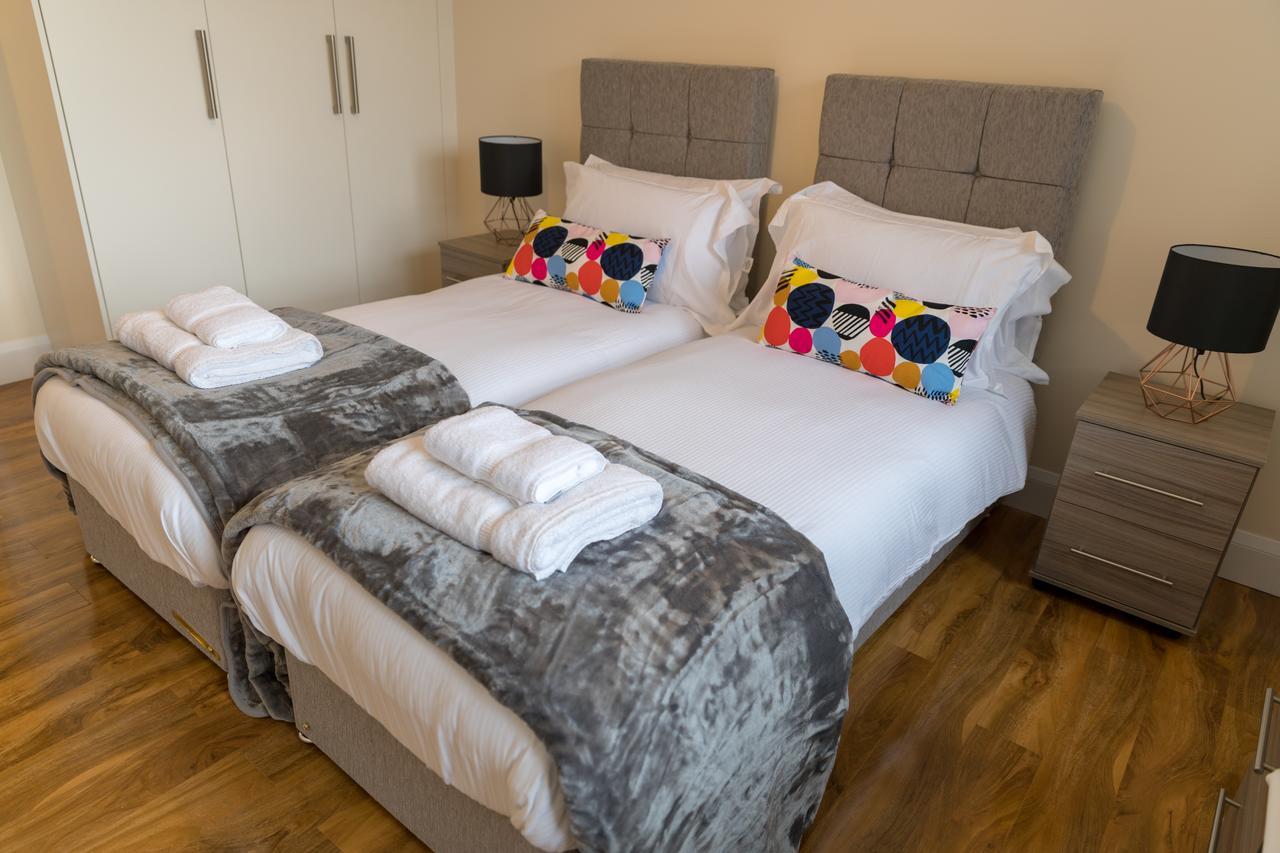 London Heathrow Serviced Apartments Ashford  Екстер'єр фото