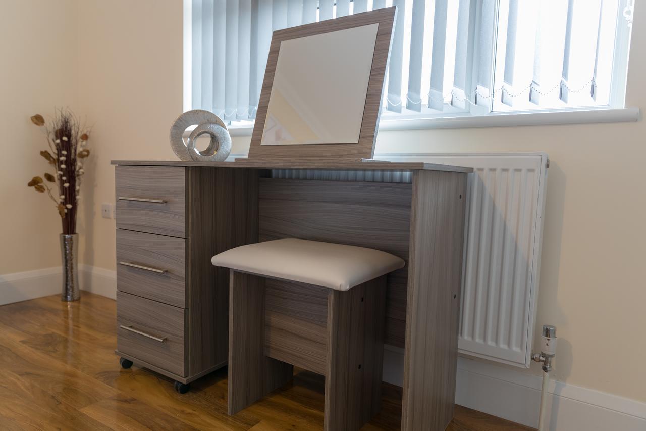 London Heathrow Serviced Apartments Ashford  Екстер'єр фото