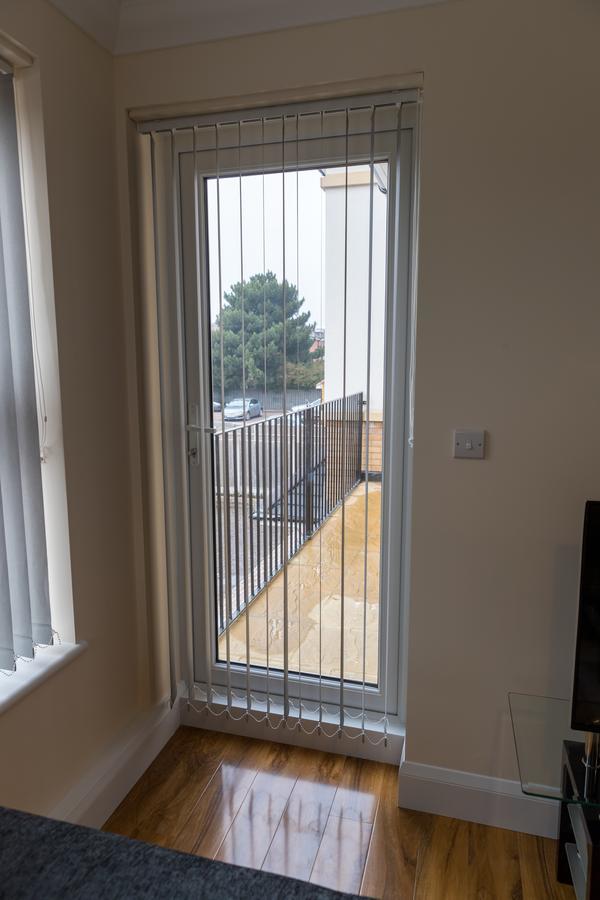 London Heathrow Serviced Apartments Ashford  Екстер'єр фото